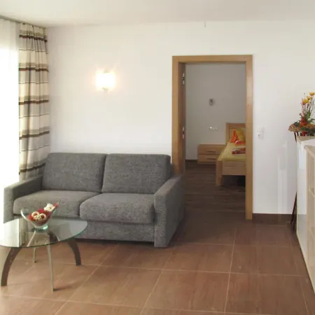 Leonie By Interhome Appartement